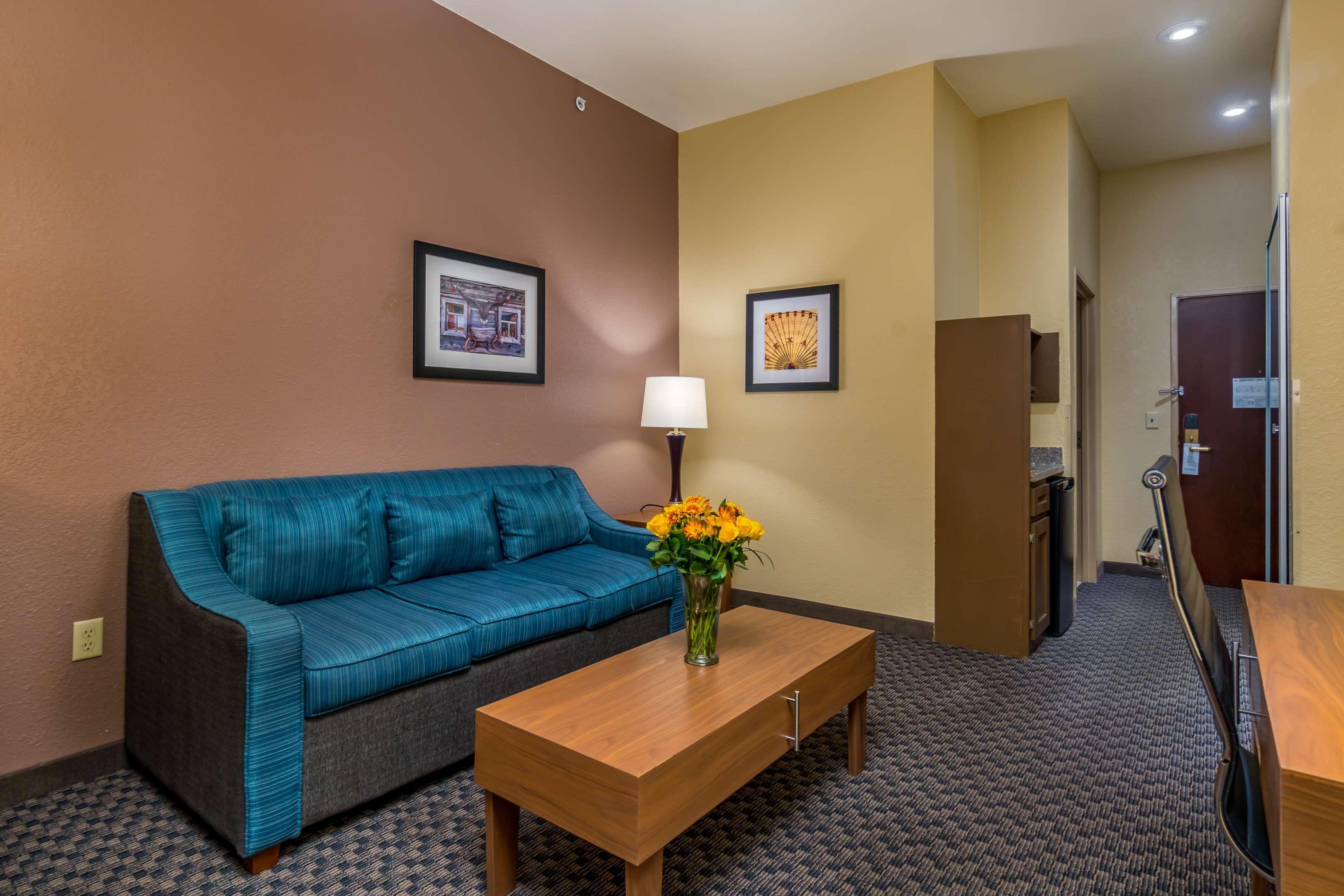 Best Western Plus Shamrock Inn & Suites Экстерьер фото
