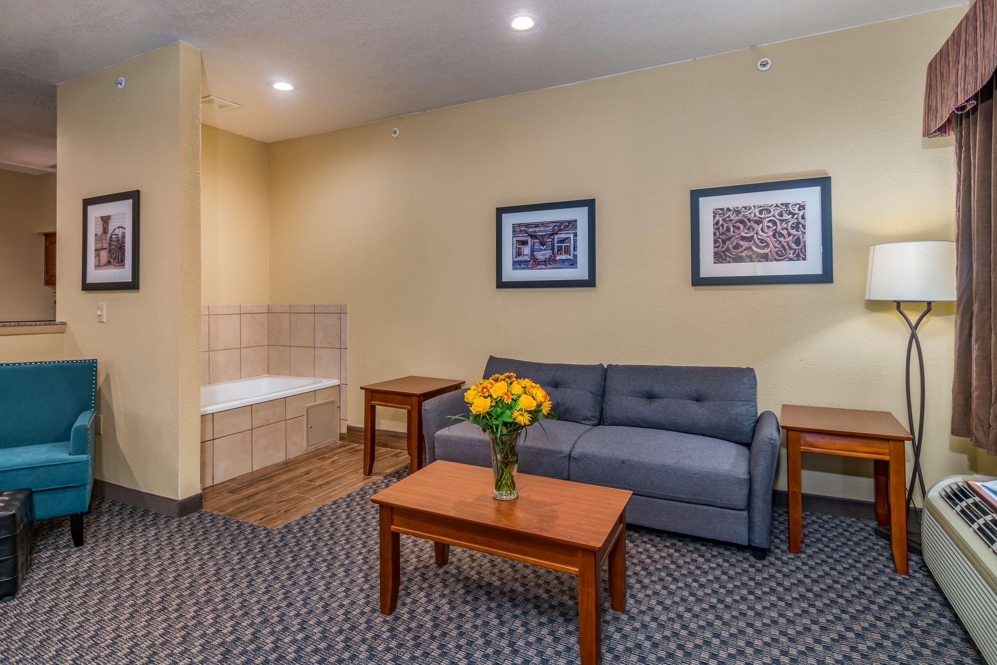 Best Western Plus Shamrock Inn & Suites Экстерьер фото