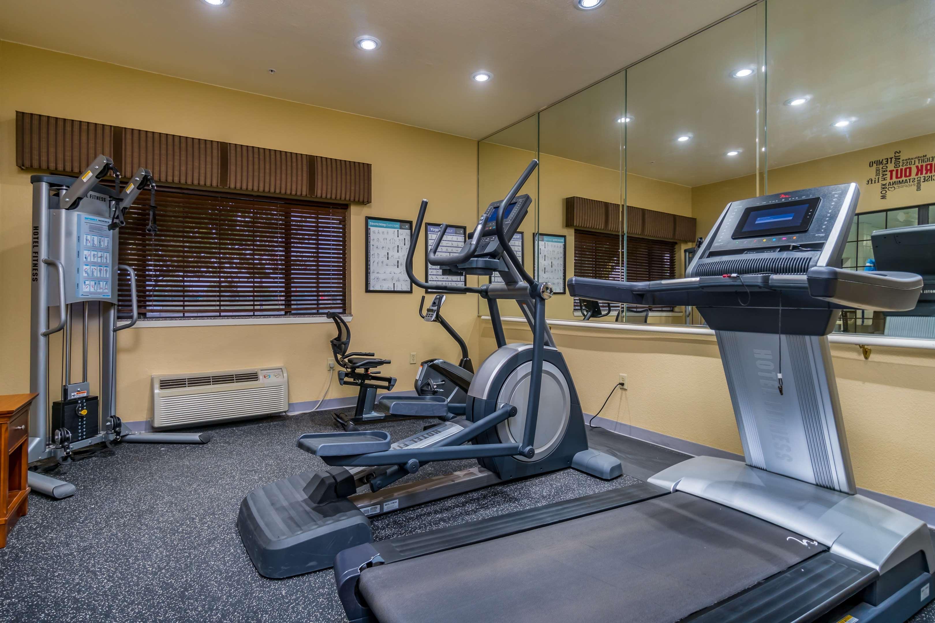 Best Western Plus Shamrock Inn & Suites Экстерьер фото
