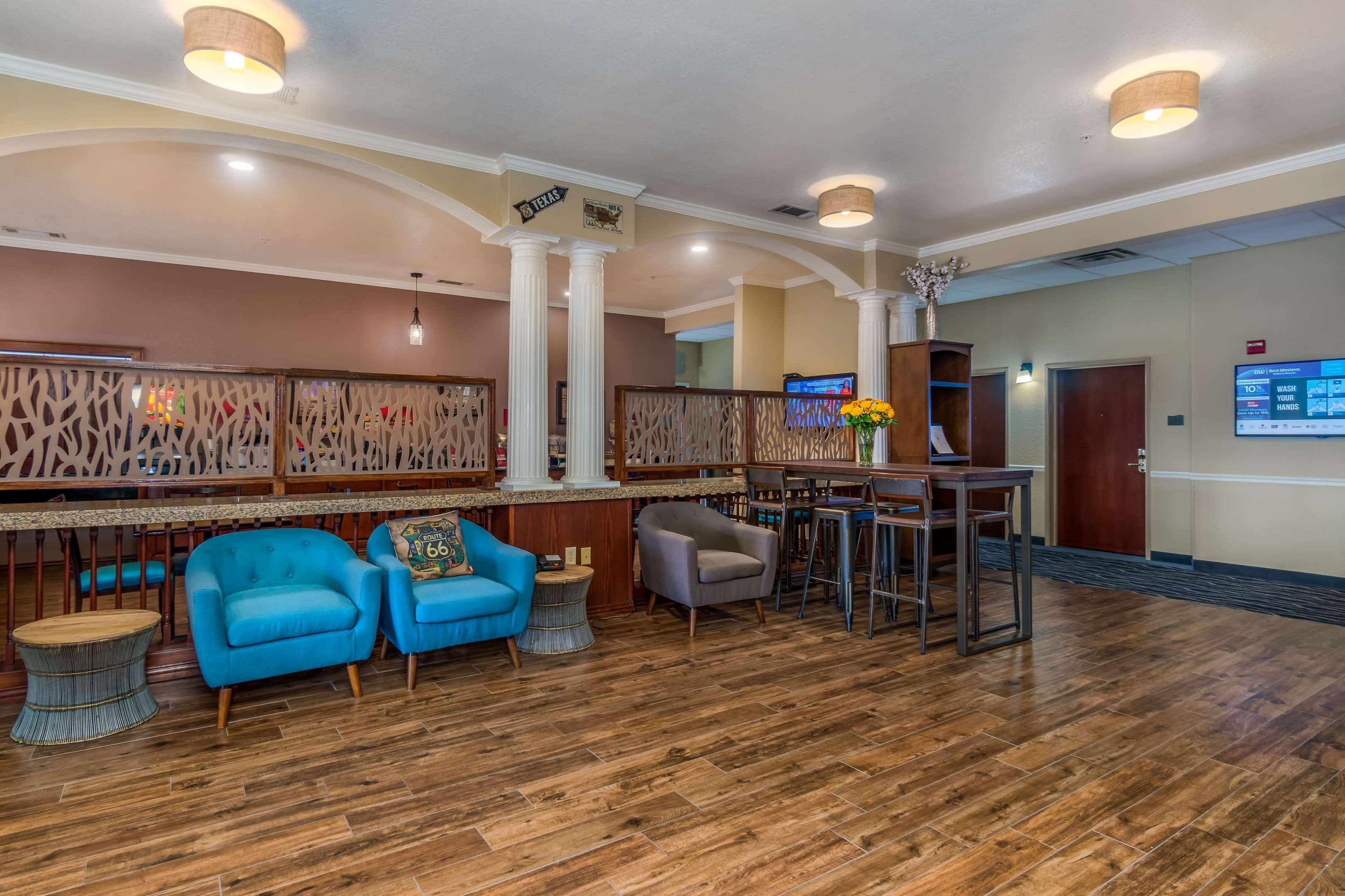 Best Western Plus Shamrock Inn & Suites Экстерьер фото