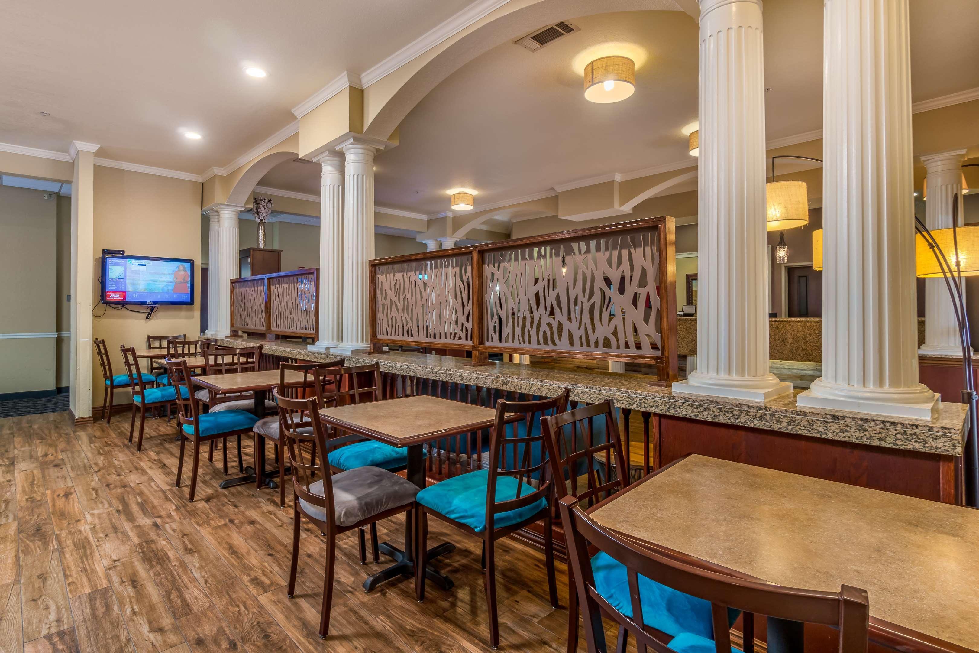 Best Western Plus Shamrock Inn & Suites Экстерьер фото
